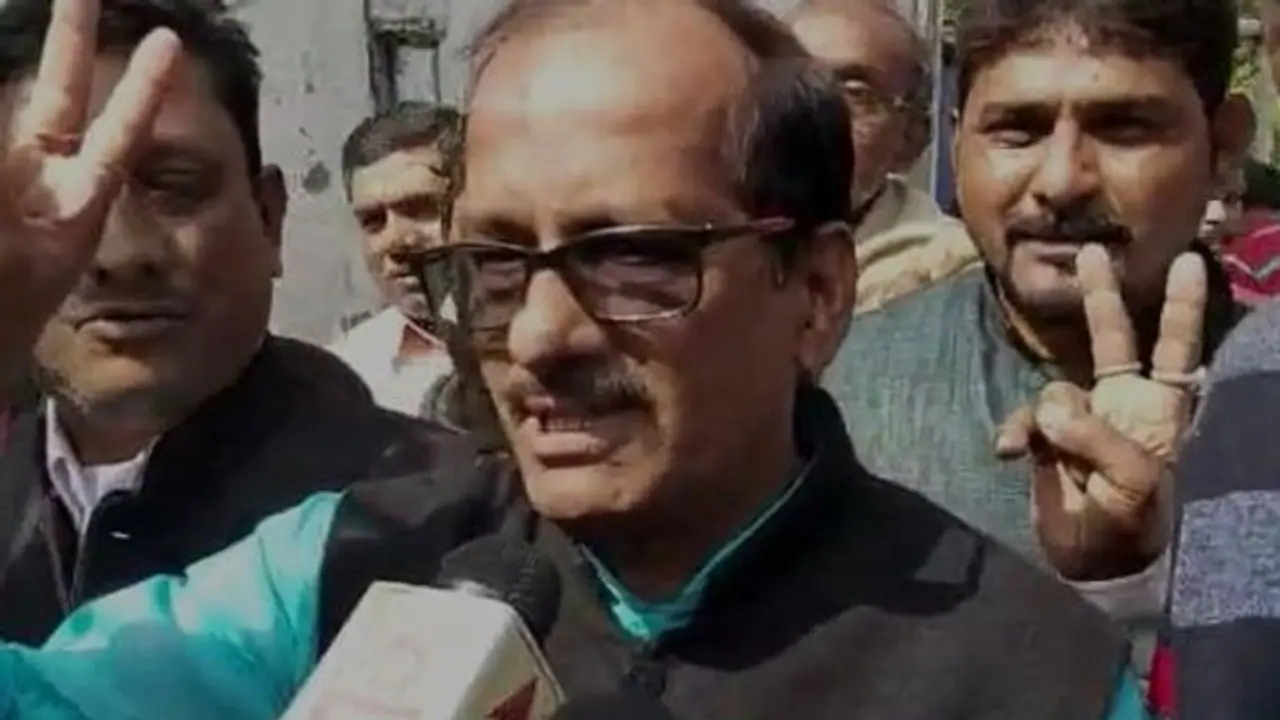 ভাটপাড়ায় 'অরুণোদয়', অর্জুনের মোকাবিলায় তৃণমূলের 'অনুগত সৈনিক' ভাটপাড়ায় 'অরুণোদয়', অর্জুনের মোকাবিলায় তৃণমূলের 'অনুগত সৈনিক'