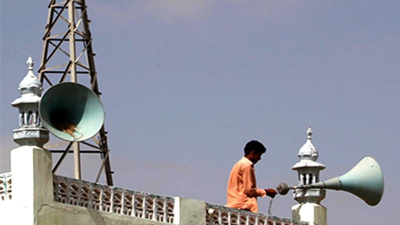 ರಾಜ್ಯದ ಮಸೀದಿ, ದರ್ಗಾದಲ್ಲಿ ಧ್ವನಿವರ್ಧಕ ನಿರ್ಬಂಧ.. ಮಹತ್ವದ ಸುತ್ತೋಲೆ