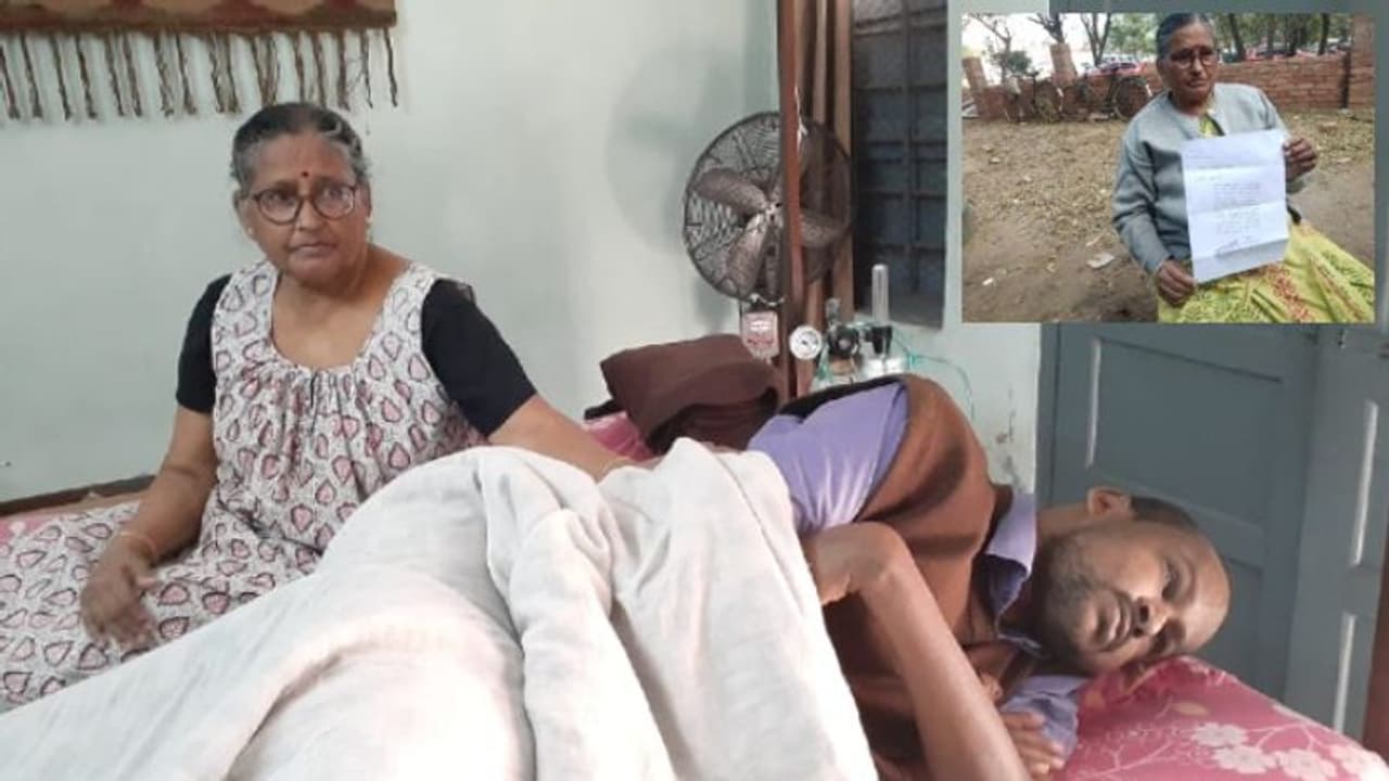 দেখছে না কেউ, জন্মদিনেই ছেলের সঙ্গে স্বেচ্ছামৃত্যুর আর্জি জানাল মা