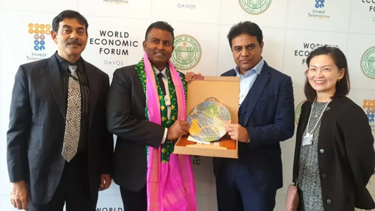 దావోస్లో కేటీఆర్ బిజీబిజీ: వరుస సమావేశాలు, పెట్టుబడుల ఆహ్వానం దావోస్లో కేటీఆర్ బిజీబిజీ: వరుస సమావేశాలు, పెట్టుబడుల ఆహ్వానం