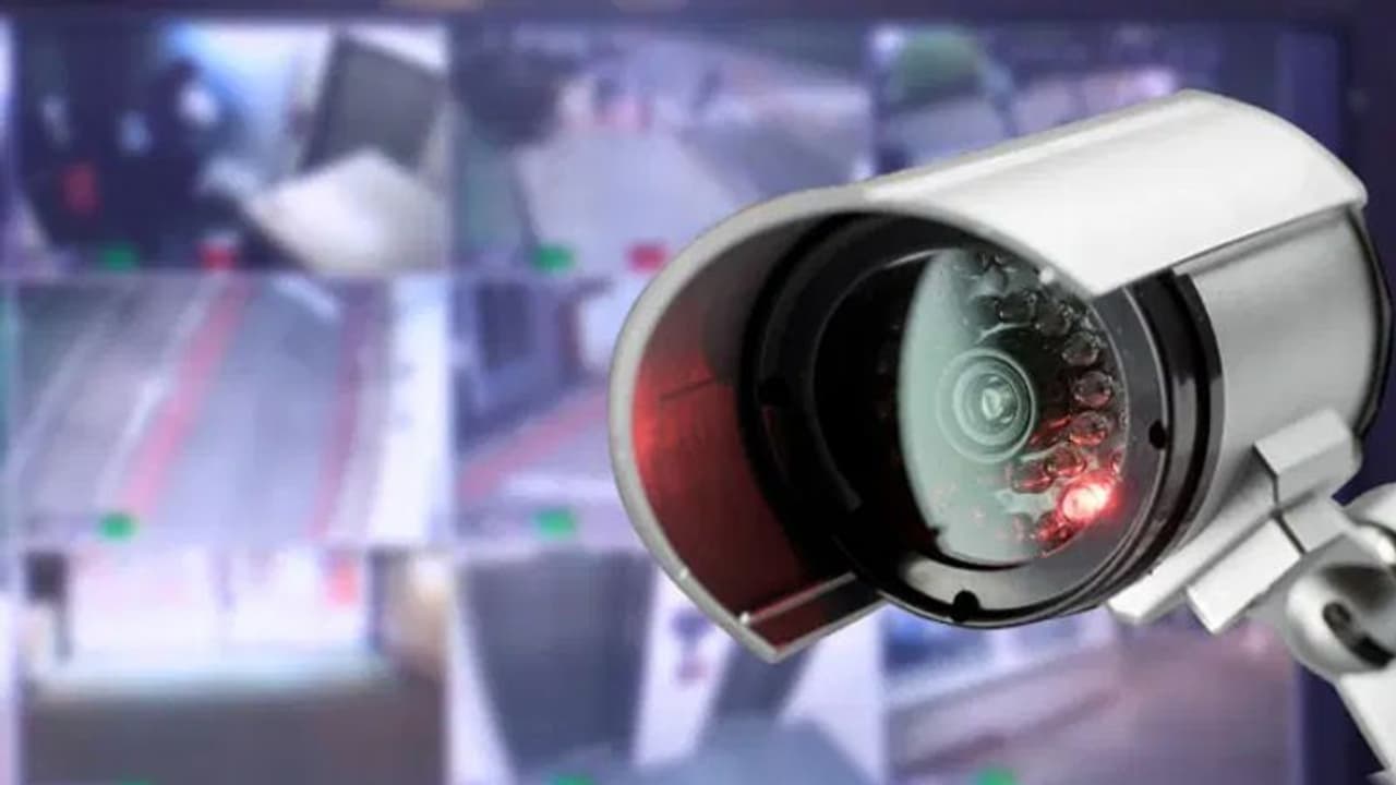 ಸರ್ಕಾರದ ಆದೇಶಕ್ಕೆ ಕಿಮ್ಮತ್ತೇ ಇಲ್ವಾ? ಗ್ರಾಪಂಗಳಿಗಿಲ್ಲ ಸಿಸಿಟಿವಿ ಕಣ್ಗಾವಲು! ಸರ್ಕಾರದ ಆದೇಶಕ್ಕೆ ಕಿಮ್ಮತ್ತೇ ಇಲ್ವಾ? ಗ್ರಾಪಂಗಳಿಗಿಲ್ಲ ಸಿಸಿಟಿವಿ ಕಣ್ಗಾವಲು!