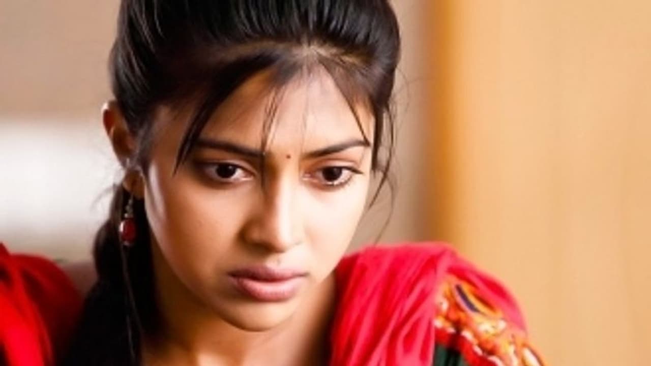 அமலா பால் குடும்பத்தில் ஏற்பட்ட திடீர் சோகம்... பட விழாவை ரத்து செய்துவிட்டு கண்ணீருடன் கதறியடித்து ஓட்டம்..! அமலா பால் குடும்பத்தில் ஏற்பட்ட திடீர் சோகம்... பட விழாவை ரத்து செய்துவிட்டு கண்ணீருடன் கதறியடித்து ஓட்டம்..!