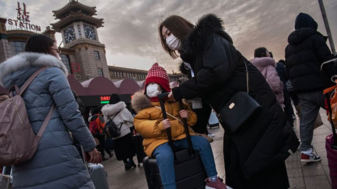 চিন ছাড়িয়ে এবার মার্কিন মুলুকেও করোনা আতঙ্ক, জরুরি অবস্থা ঘোষণা নিয়ে বৈঠক হু র চিন ছাড়িয়ে এবার মার্কিন মুলুকেও করোনা আতঙ্ক, জরুরি অবস্থা ঘোষণা নিয়ে বৈঠক হু র