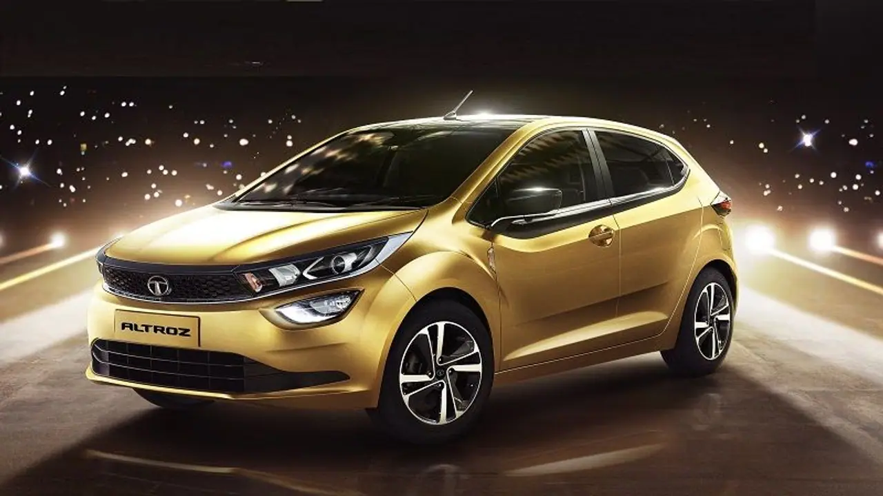 ಟಾಟಾ ಅಲ್ಟ್ರೋಜ್ ಕಾರಿಗೆ ಬಂಪರ್ ಆಫರ್, EMI ಕೇವಲ 5,555 ರೂಪಾಯಿ! ಟಾಟಾ ಅಲ್ಟ್ರೋಜ್ ಕಾರಿಗೆ ಬಂಪರ್ ಆಫರ್, EMI ಕೇವಲ 5,555 ರೂಪಾಯಿ!