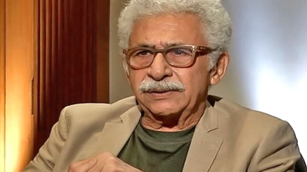 டர்ட்டி பிச்சர் நாயகன் நஸ்ருதீன் ஷா மருத்துவ மனையில் அனுமதி? மகன் கொடுத்த விளக்கம்! டர்ட்டி பிச்சர் நாயகன் நஸ்ருதீன் ஷா மருத்துவ மனையில் அனுமதி? மகன் கொடுத்த விளக்கம்!