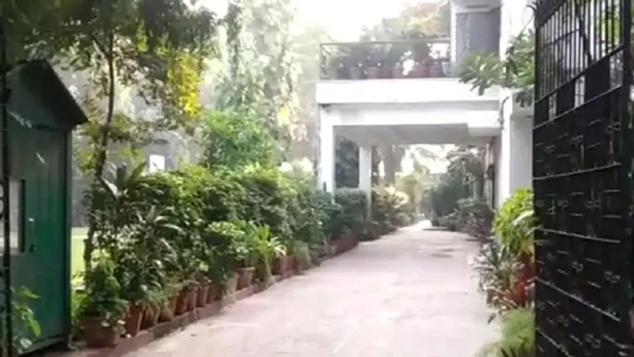 कुछ बातें हैं जो बता नहीं सकती...यह लिख एटलस साइकिल कंपनी की मालकिन ने ले ली खुद की जान कुछ बातें हैं जो बता नहीं सकती...यह लिख एटलस साइकिल कंपनी की मालकिन ने ले ली खुद की जान