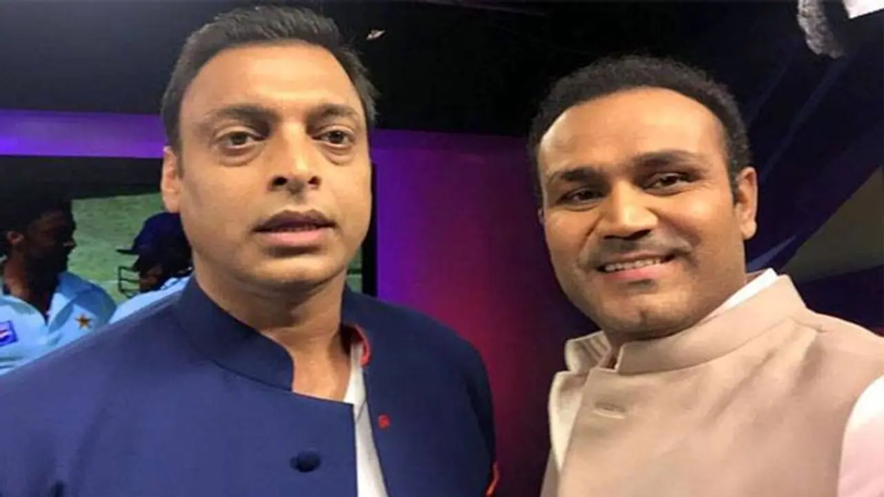 సెహ్వాగ్ తలపై ఉన్న జట్టు కన్నా ఎక్కువగా... షోయబ్ అక్తర్ షాకింగ్ కామెంట్స్