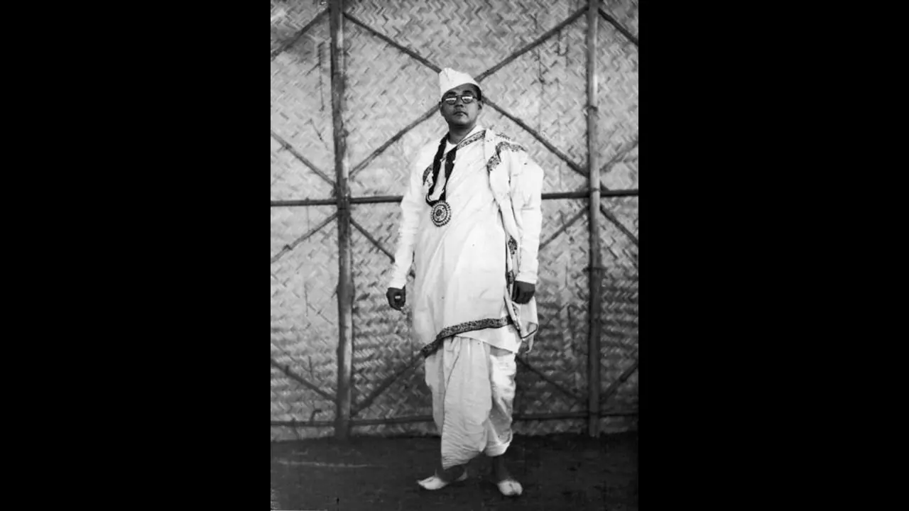 ১০৩ বছর ধরে কলকাতাকে স্বাদ চেনাচ্ছে 'নেতাজীর দোকান' ১০৩ বছর ধরে কলকাতাকে স্বাদ চেনাচ্ছে 'নেতাজীর দোকান'