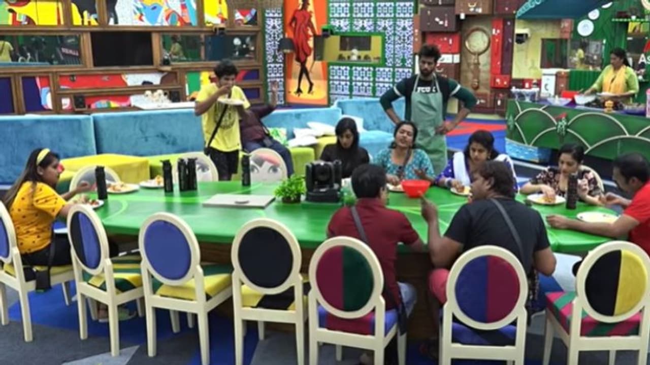 മറക്കരുത് തീന്‍മേശയിലെ ഈ മര്യാദകള്‍ !