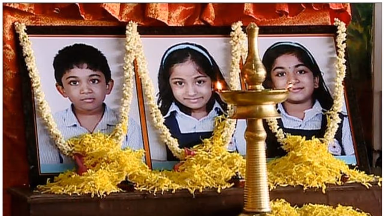 'തിങ്കളാഴ്ച വരും എന്ന് പറഞ്ഞാണ് പോയത്'; നേപ്പാളില്‍ മരിച്ച കുരുന്നുകളുടെ ഓർമ്മയില്‍ വിങ്ങിപ്പൊട്ടി വിദ്യാലയം