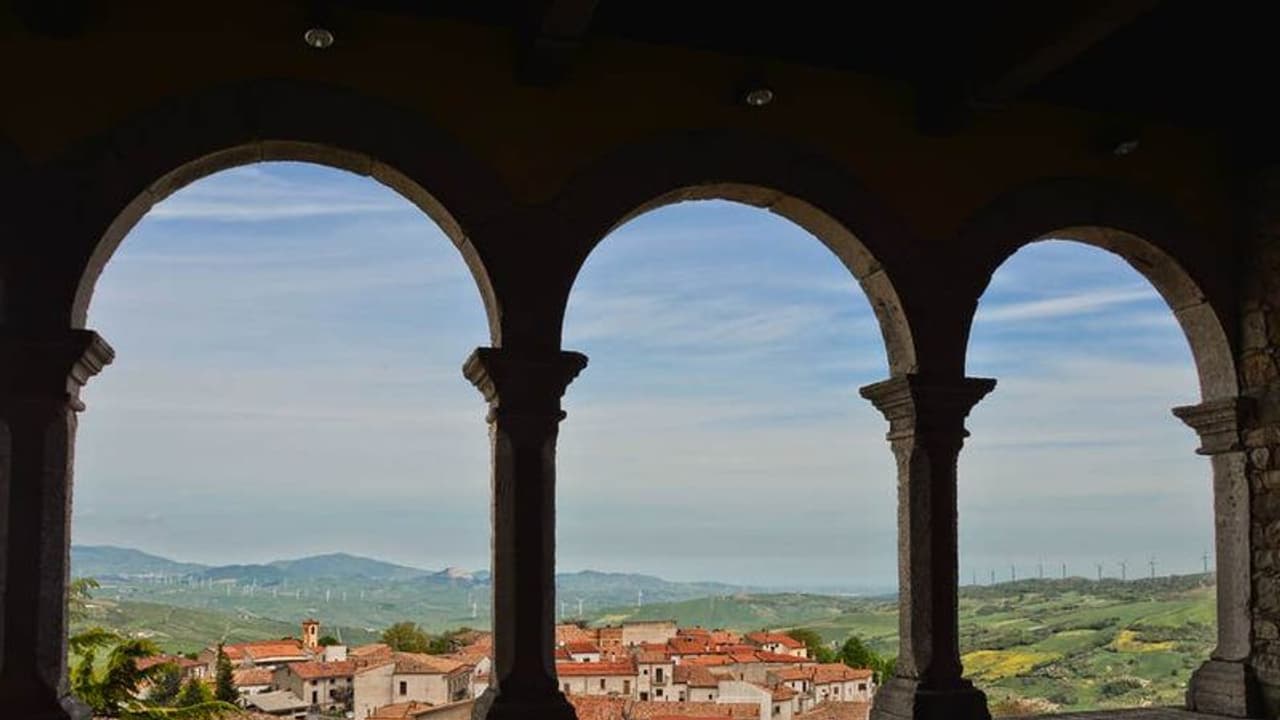 ഇറ്റലിയില്‍ 80 രൂപയ്ക്ക് വീടുവാങ്ങാം; സ്വാഗതം ചെയ്ത് ഒരു പട്ടണം.!