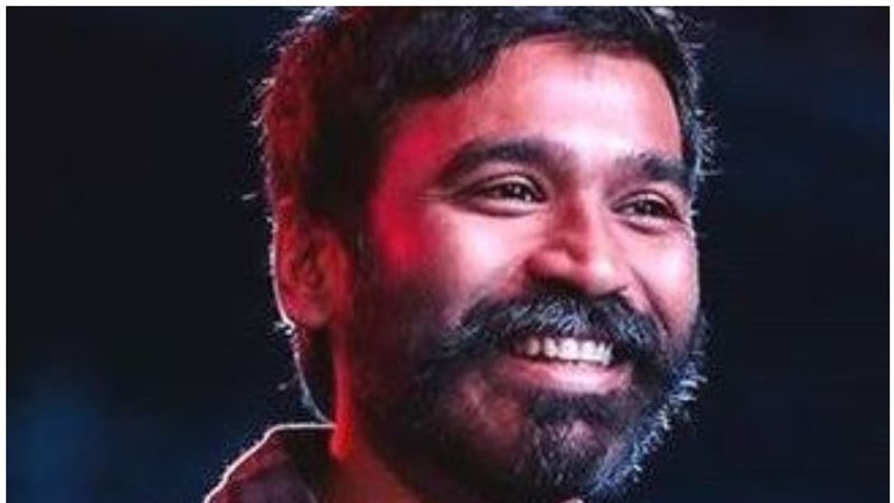 സ്വന്തം തിരക്കഥയില് നായകനായി ധനുഷ്, പുതിയ സിനിമയുടെ വിവരങ്ങള് പുറത്ത് സ്വന്തം തിരക്കഥയില് നായകനായി ധനുഷ്, പുതിയ സിനിമയുടെ വിവരങ്ങള് പുറത്ത്