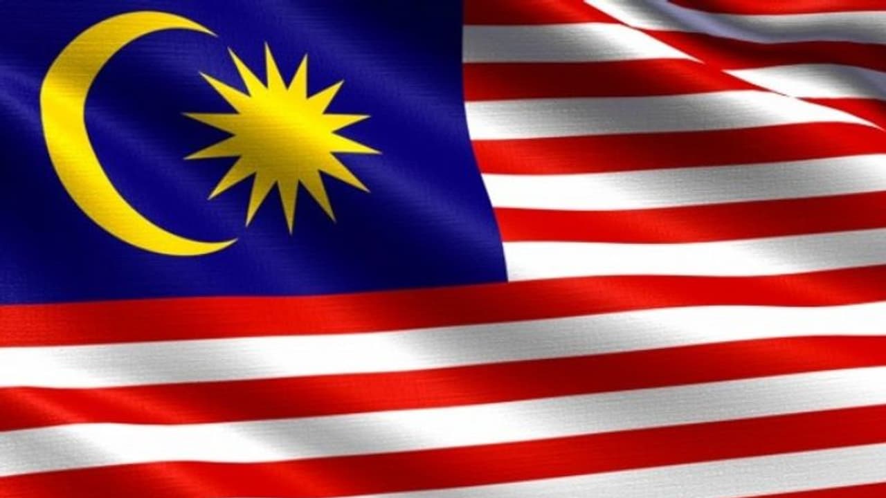 ഇന്ത്യയുടെ ദേഷ്യം തണുപ്പിക്കാന് 'പഞ്ചസാര പ്രയോഗവുമായി' മലേഷ്യ; പ്രതികരിക്കാതെ ഇന്ത്യ ഇന്ത്യയുടെ ദേഷ്യം തണുപ്പിക്കാന് 'പഞ്ചസാര പ്രയോഗവുമായി' മലേഷ്യ; പ്രതികരിക്കാതെ ഇന്ത്യ