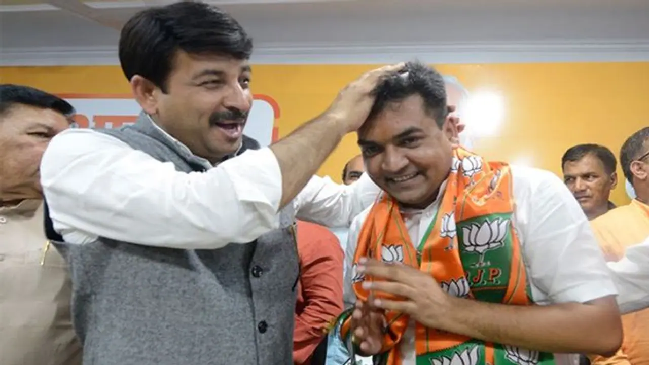 'দিল্লির রাস্তায় পাক দাঙ্গাবাজ', ভেদের রাজনীতি করতে গিয়ে বিপাকে দলবদলু বিজেপি নেতা 'দিল্লির রাস্তায় পাক দাঙ্গাবাজ', ভেদের রাজনীতি করতে গিয়ে বিপাকে দলবদলু বিজেপি নেতা