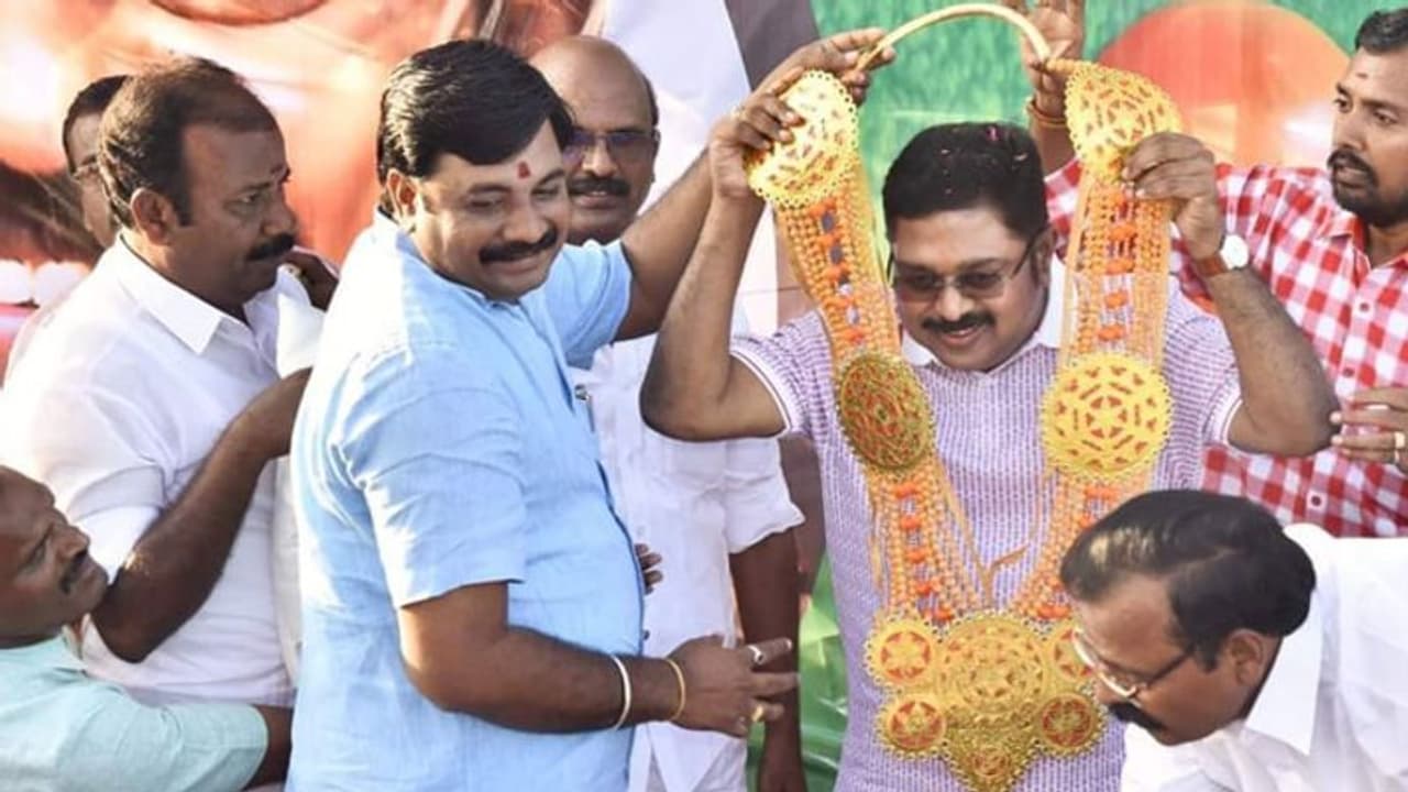 ஆர்.கே.நகருக்கு குட்பை..! ஒரத்தநாடு இல்லனா? தேனி..!தொகுதி மாறும் டிடிவி! ஆர்.கே.நகருக்கு குட்பை..! ஒரத்தநாடு இல்லனா? தேனி..!தொகுதி மாறும் டிடிவி!