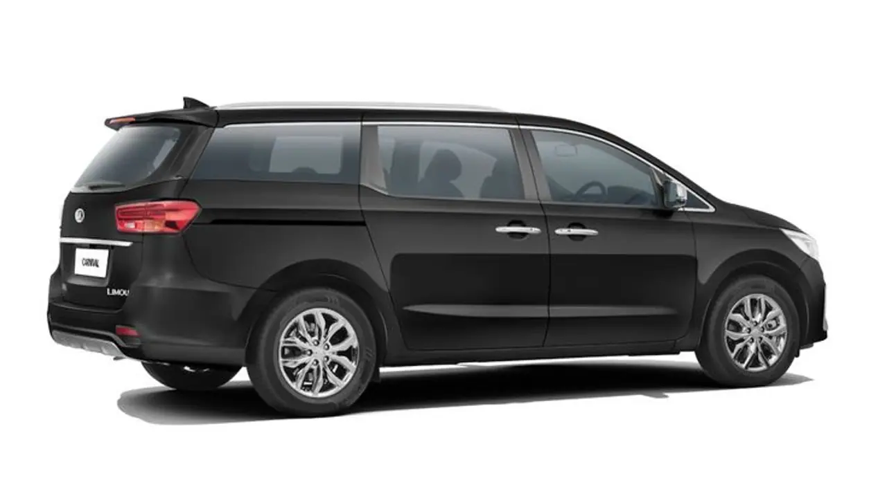 ಒಂದೇ ದಿನದಲ್ಲಿ ದಾಖಲೆ ಬರೆದ ಇನೋವಾ ಪ್ರತಿಸ್ಪರ್ಧಿ ಕಿಯಾ ಕಾರ್ನಿವಲ್!