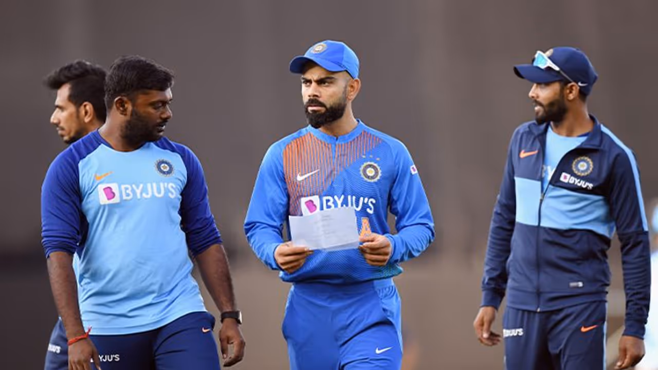 পর পর দুই ম্যাচে খাদের কিনারা থেকে জয়, নিউজিল্যান্ড এ কী শিখলেন কোহলি পর পর দুই ম্যাচে খাদের কিনারা থেকে জয়, নিউজিল্যান্ড এ কী শিখলেন কোহলি