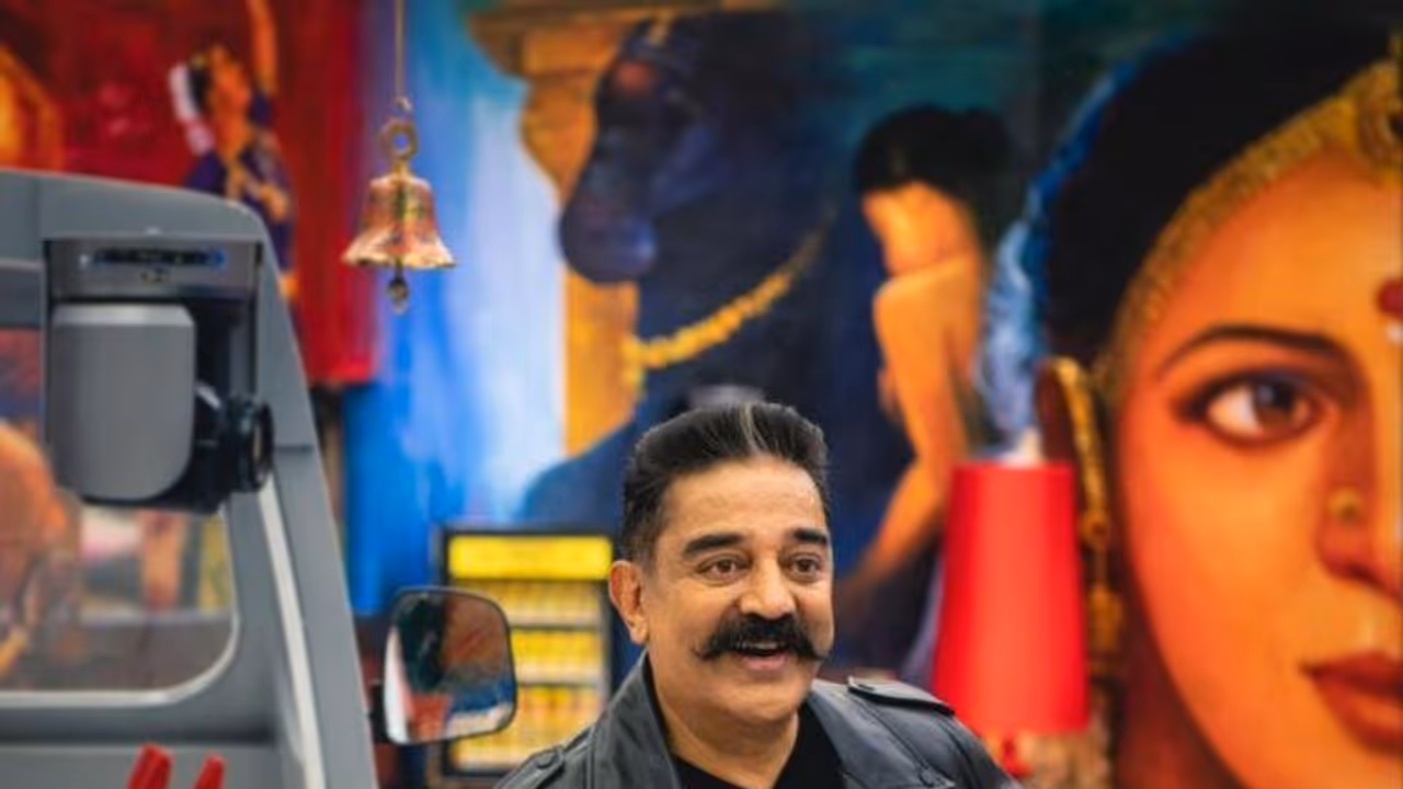 மீண்டும் வருகிறது "மருதநாயகம்"... கமல் இல்லை... ஹீரோ யார் தெரியுமா? மீண்டும் வருகிறது "மருதநாயகம்"... கமல் இல்லை... ஹீரோ யார் தெரியுமா?