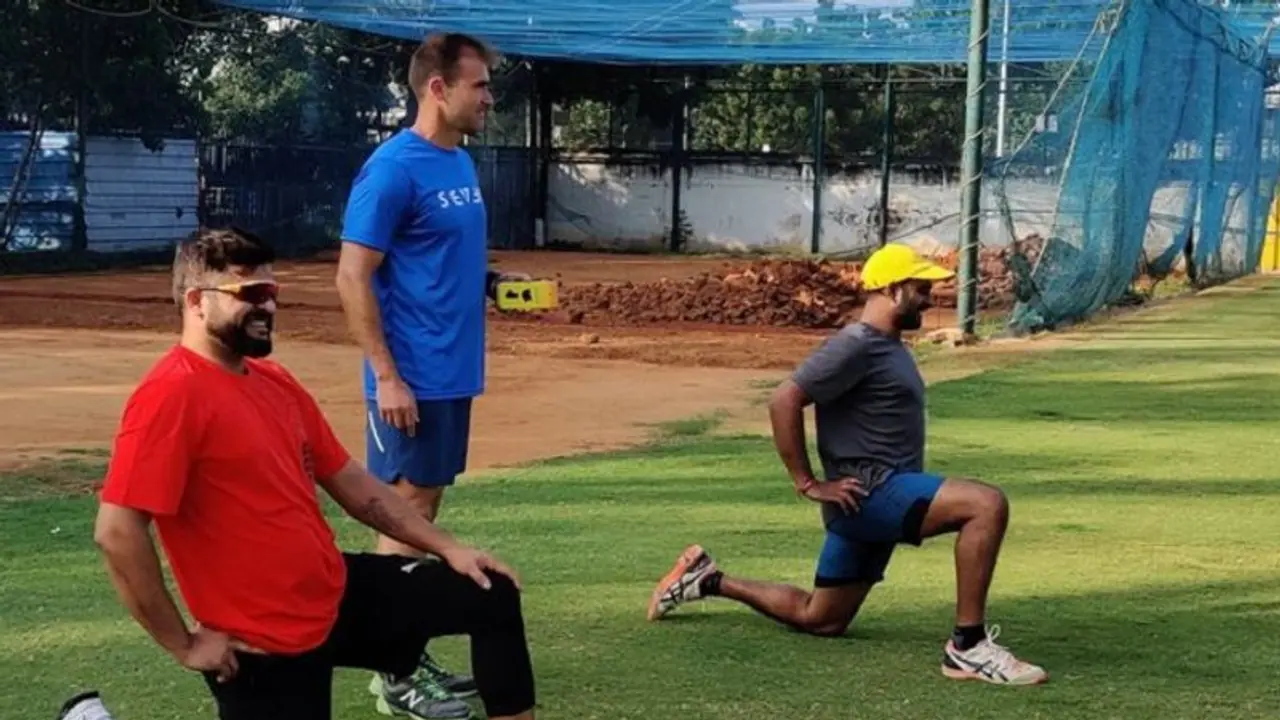 IPL 2020: ತಯಾರಿ ಆರಂಭಿಸಿದ ಧೋನಿ ರೈನಾ! IPL 2020: ತಯಾರಿ ಆರಂಭಿಸಿದ ಧೋನಿ ರೈನಾ!