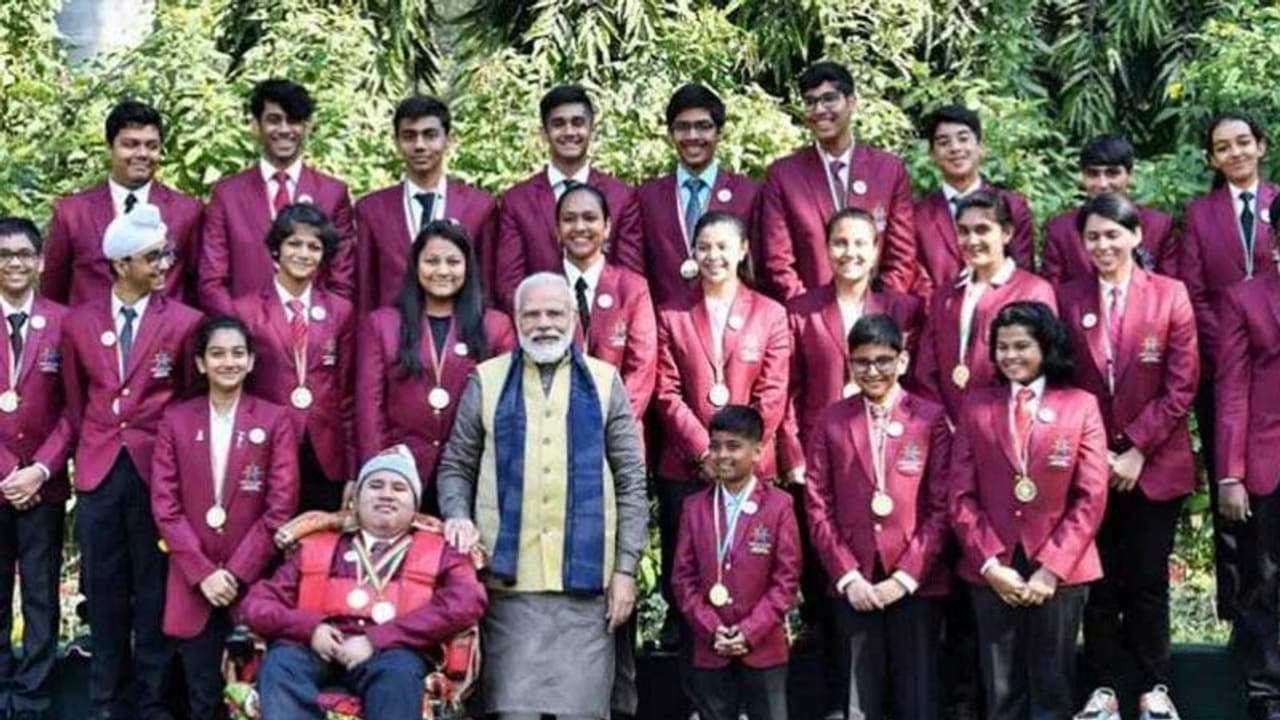 உங்கள் முகம் அழகாக என்னைப்போல் பொலிவாக இருக்க வேண்டுமா...!! பிரதமர் மோடி கொடுத்த டிப்ஸ்...!! உங்கள் முகம் அழகாக என்னைப்போல் பொலிவாக இருக்க வேண்டுமா...!! பிரதமர் மோடி கொடுத்த டிப்ஸ்...!!