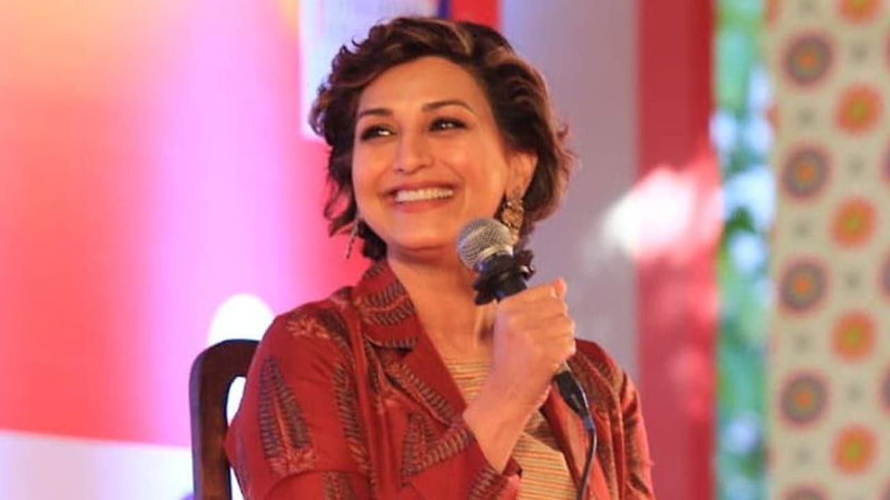 డబ్బు కోసమే ఇండస్ట్రీకి వచ్చా.. సోనాలి బింద్రే కామెంట్స్! డబ్బు కోసమే ఇండస్ట్రీకి వచ్చా.. సోనాలి బింద్రే కామెంట్స్!