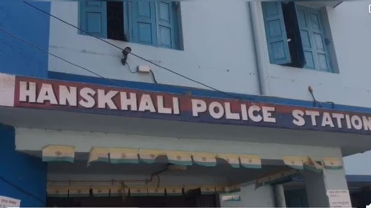 বিবাহ বহির্ভুত সম্পর্কের অভিযোগ, নদিয়ার হাঁসখালীতে খুন যুবক বিবাহ বহির্ভুত সম্পর্কের অভিযোগ, নদিয়ার হাঁসখালীতে খুন যুবক