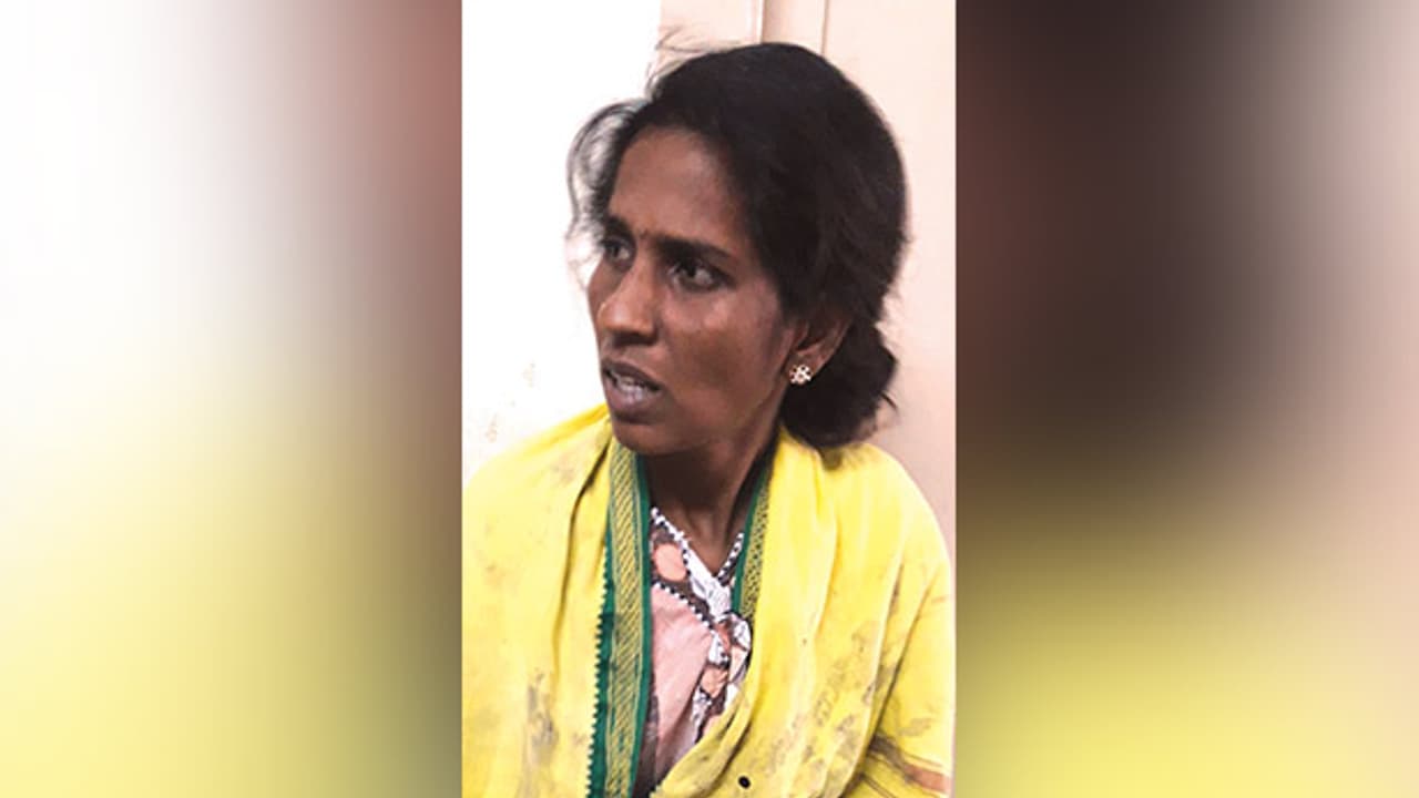 பச்சிளம் குழந்தையை கால்வாயில் வீசிய தாய்..! கள்ளக்காதலில் பிறந்ததால் கொலை செய்த கொடூரம்..!