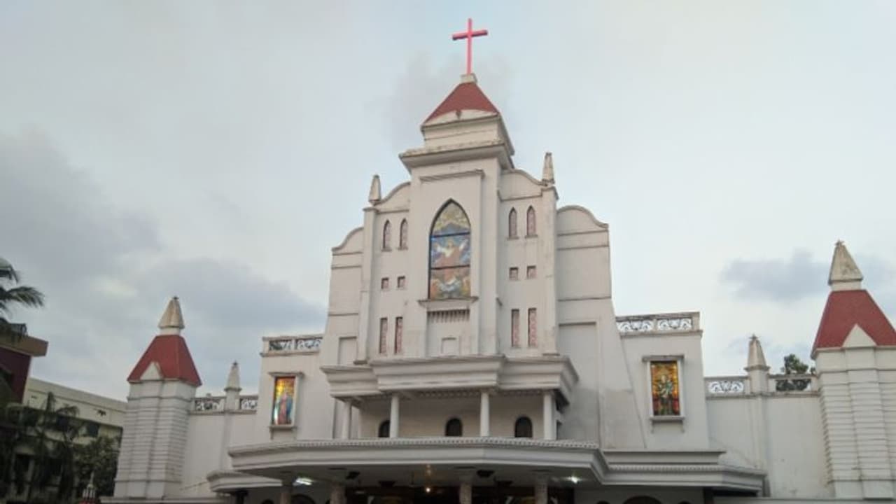 മതത്തിന്റെ പേരിൽ പൗരത്വബിൽ ജനങ്ങളെ വിഭജിക്കുന്നുവെന്ന് ലത്തീൻ സഭ മതത്തിന്റെ പേരിൽ പൗരത്വബിൽ ജനങ്ങളെ വിഭജിക്കുന്നുവെന്ന് ലത്തീൻ സഭ