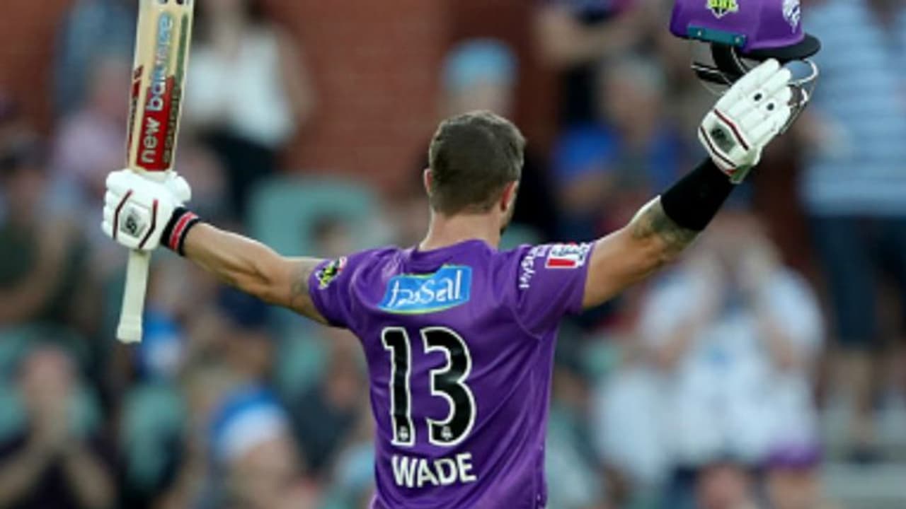 அல்டிமேட் ஃபார்மில் எதிரணிகளை அடித்து துவம்சம் செய்யும் மேத்யூ வேட்.. அதிரடி சதம்.. வீடியோ அல்டிமேட் ஃபார்மில் எதிரணிகளை அடித்து துவம்சம் செய்யும் மேத்யூ வேட்.. அதிரடி சதம்.. வீடியோ