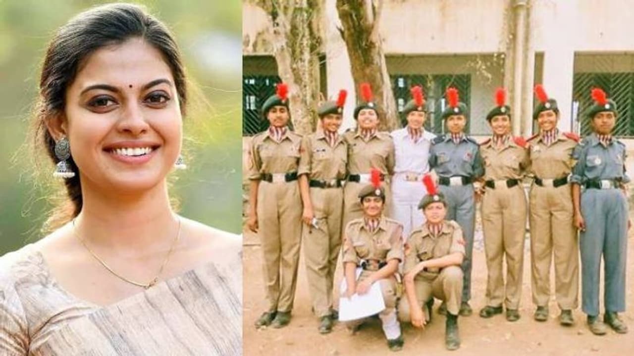 '12 വര്‍ഷം മുമ്പ് അതില്‍ ഒരാളായി ഞാനും'; റിപ്പബ്ലിക് ദിനത്തില്‍ ആശംസകളുമായി അനുശ്രീ