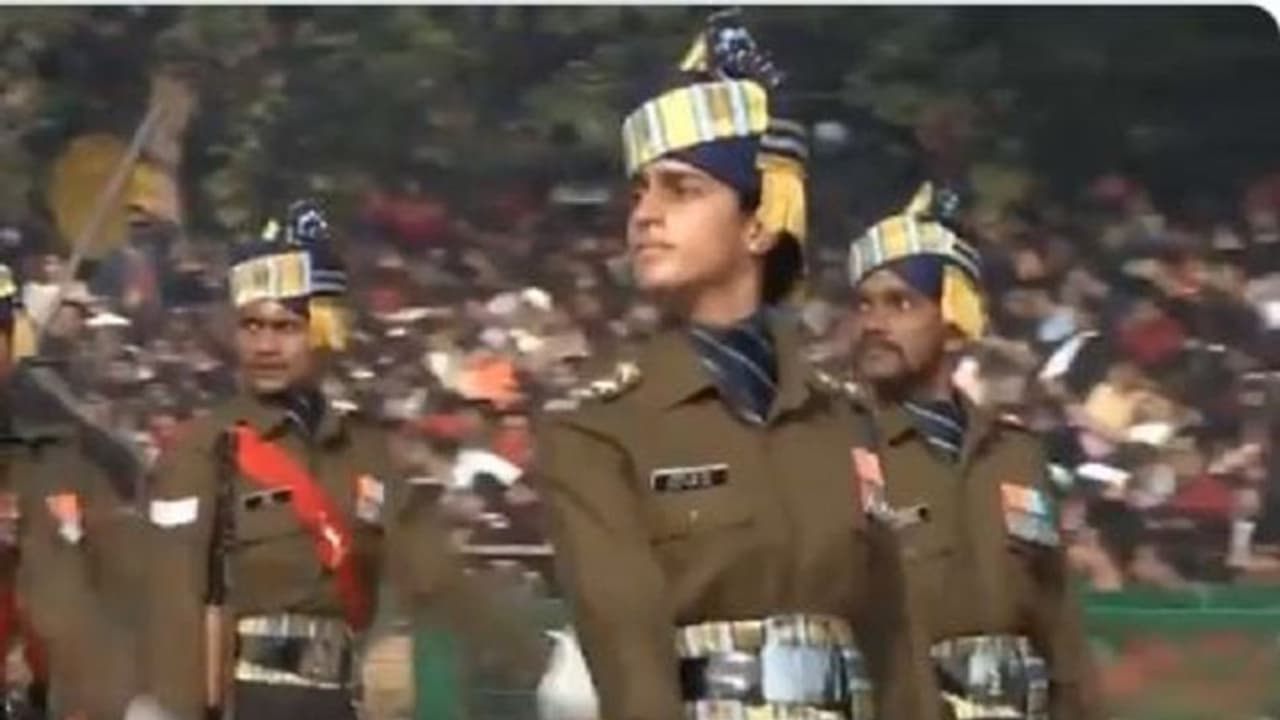 ಮಹಿಳಾ ಬಲ: ಗಣರಾಜ್ಯೋತ್ಸವ ಪರೇಡ್ ಮುನ್ನಡೆಸಿದ ಕ್ಯಾಪ್ಟನ್ ತಾನ್ಯಾ! ಮಹಿಳಾ ಬಲ: ಗಣರಾಜ್ಯೋತ್ಸವ ಪರೇಡ್ ಮುನ್ನಡೆಸಿದ ಕ್ಯಾಪ್ಟನ್ ತಾನ್ಯಾ!