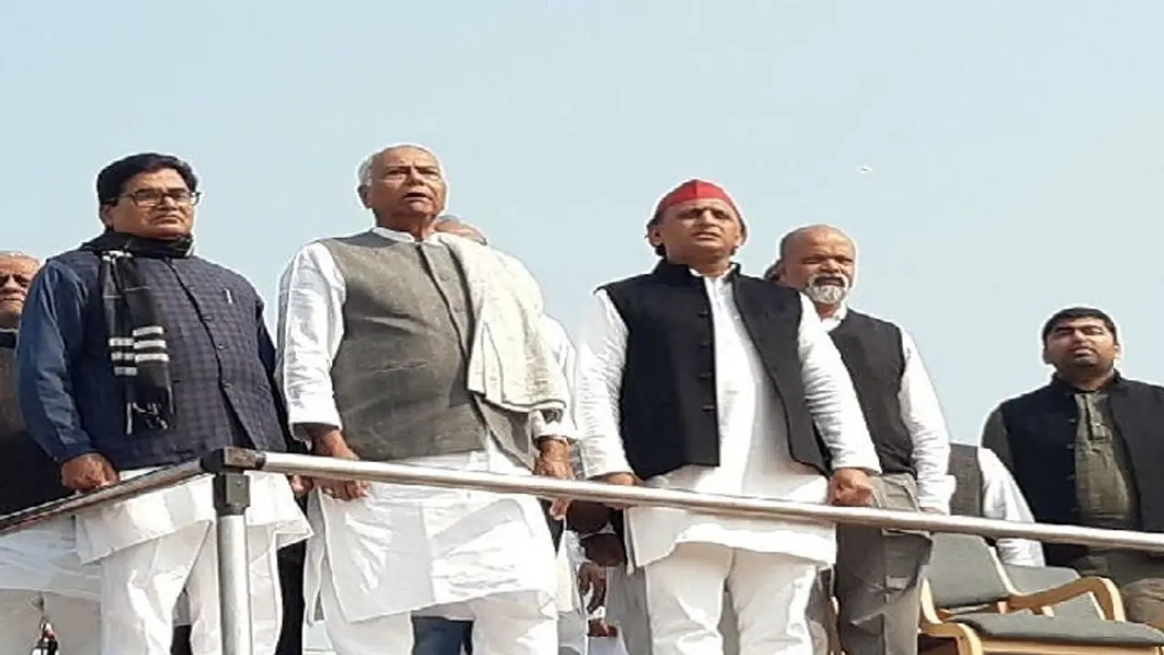 अखिलेश ने की भविष्यवाणी, दिल्ली में दोबारा सीएम बनेंगे केजरीवाल, भाजपा की होगी करारी हार अखिलेश ने की भविष्यवाणी, दिल्ली में दोबारा सीएम बनेंगे केजरीवाल, भाजपा की होगी करारी हार