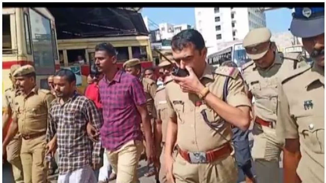 'ഗൂഢാലോചന എങ്ങനെ?', എഎസ്ഐ കൊലക്കേസ് പ്രതികളെ എൻഐഎ ചോദ്യം ചെയ്തു 'ഗൂഢാലോചന എങ്ങനെ?', എഎസ്ഐ കൊലക്കേസ് പ്രതികളെ എൻഐഎ ചോദ്യം ചെയ്തു