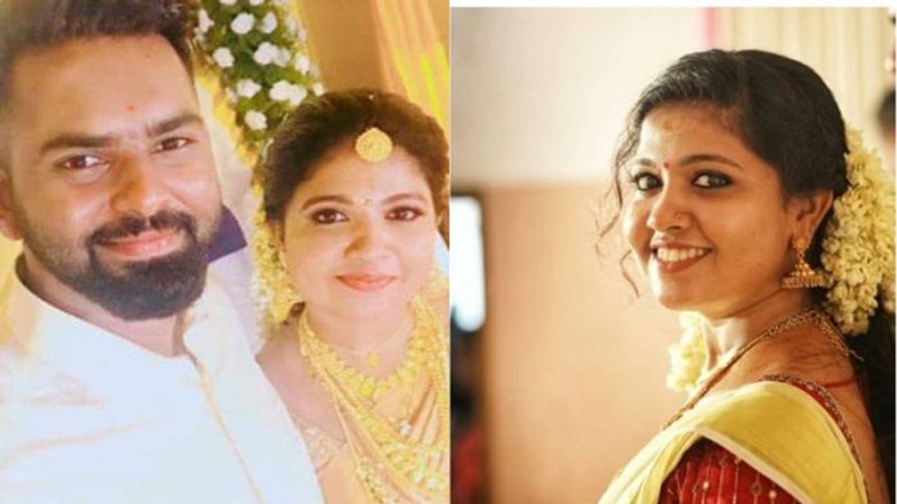 'തണ്ണീര് മത്തന് ദിനങ്ങളി'ലെ അശ്വതി ടീച്ചര് വിവാഹിതയായി 'തണ്ണീര് മത്തന് ദിനങ്ങളി'ലെ അശ്വതി ടീച്ചര് വിവാഹിതയായി