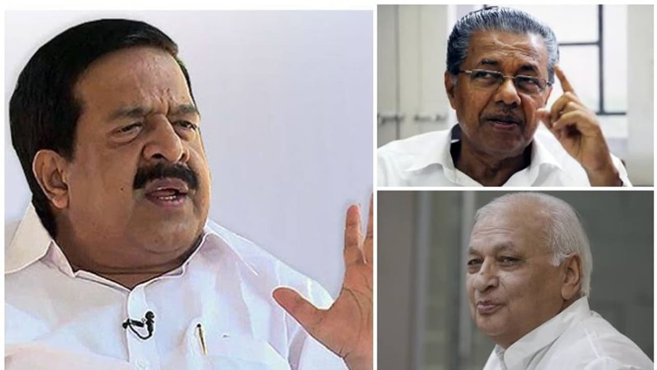 "മൈ ഗവര്ണര്" എന്ന് മുഖ്യമന്ത്രി പറയുന്നു : ഹാ കഷ്ടം എന്ന് എകെ ബാലനോട് ചെന്നിത്തല "മൈ ഗവര്ണര്" എന്ന് മുഖ്യമന്ത്രി പറയുന്നു : ഹാ കഷ്ടം എന്ന് എകെ ബാലനോട് ചെന്നിത്തല