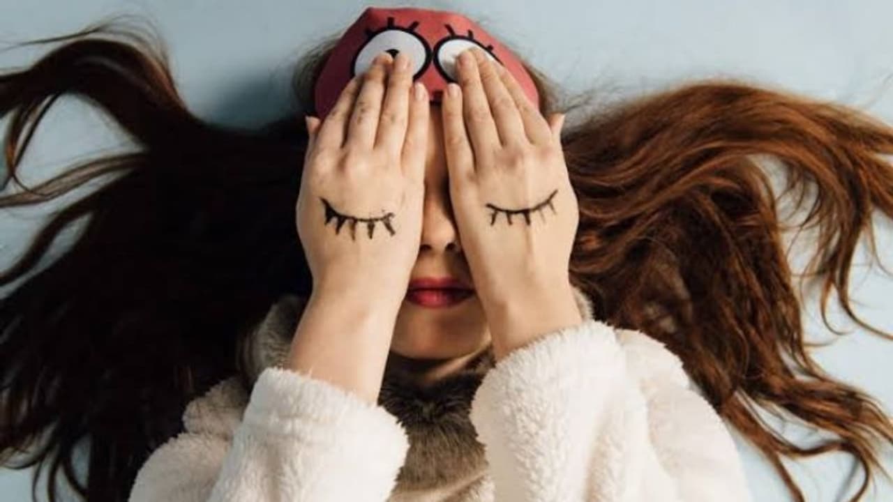 ചര്മ്മം തിളങ്ങാന് ഇക്കാര്യം മാത്രം ശ്രദ്ധിച്ചാല് മതി! ചര്മ്മം തിളങ്ങാന് ഇക്കാര്യം മാത്രം ശ്രദ്ധിച്ചാല് മതി!