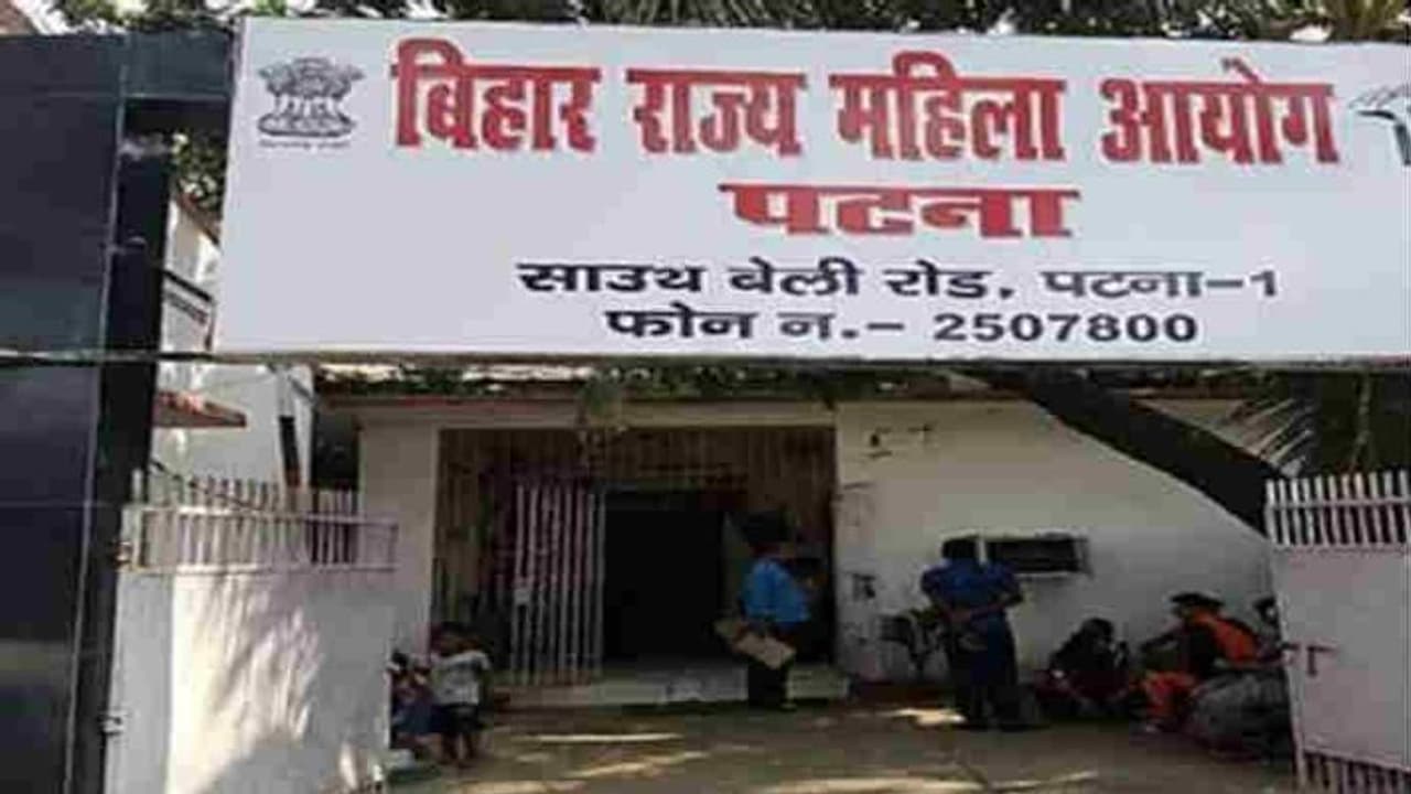 पति से अधिक जमीन से प्यार, बोलीं जबतक जमीन नहीं खरीदोगे तबतक साथ नहीं रहूंगी पति से अधिक जमीन से प्यार, बोलीं जबतक जमीन नहीं खरीदोगे तबतक साथ नहीं रहूंगी