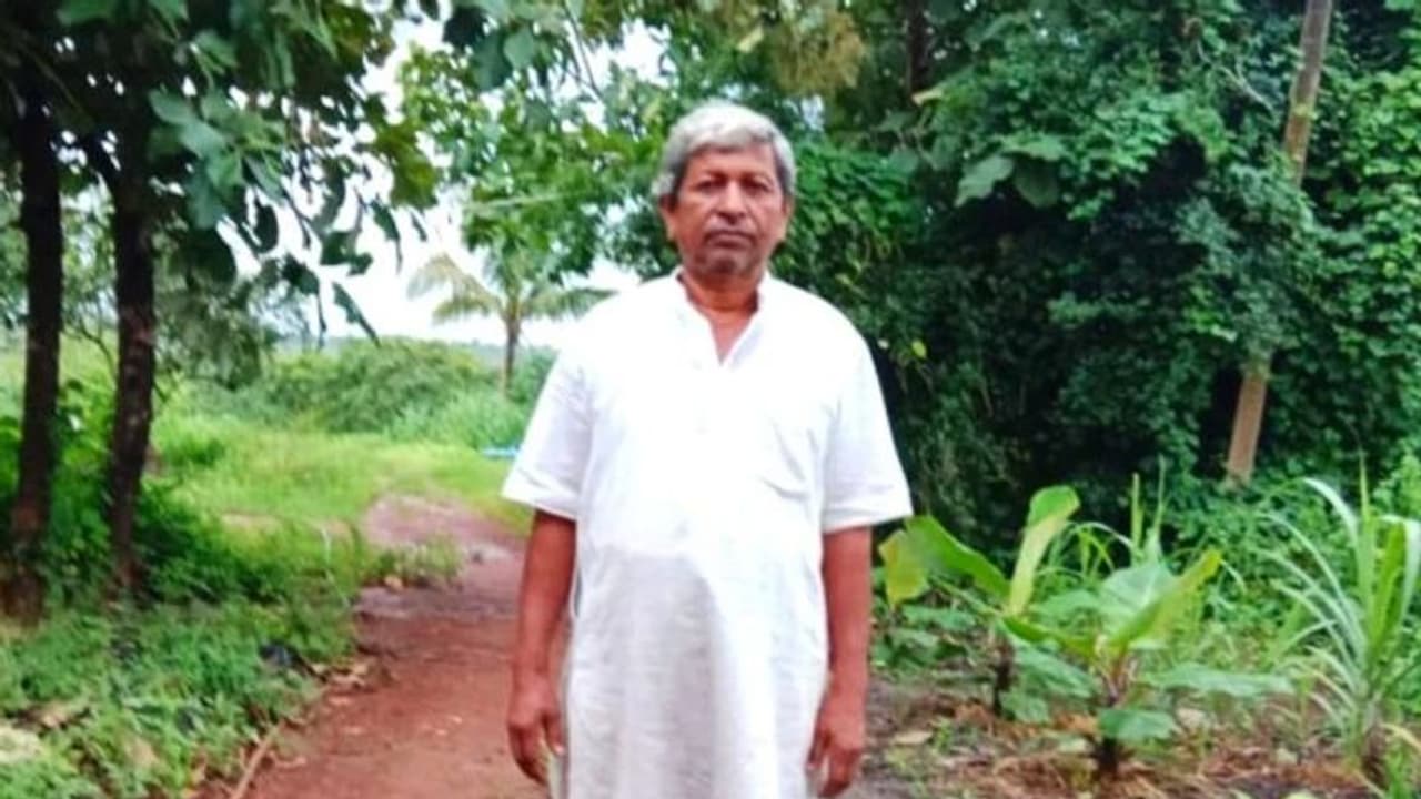 കുട്ടികളെ ദത്തെടുത്ത് കൃഷിയും യോഗയും പഠിപ്പിക്കുന്ന ഒരധ്യാപകന്; ഈ 68 കാരന്റെ ജീവിതമന്ത്രം തന്നെ ഇതാണ് കുട്ടികളെ ദത്തെടുത്ത് കൃഷിയും യോഗയും പഠിപ്പിക്കുന്ന ഒരധ്യാപകന്; ഈ 68 കാരന്റെ ജീവിതമന്ത്രം തന്നെ ഇതാണ്