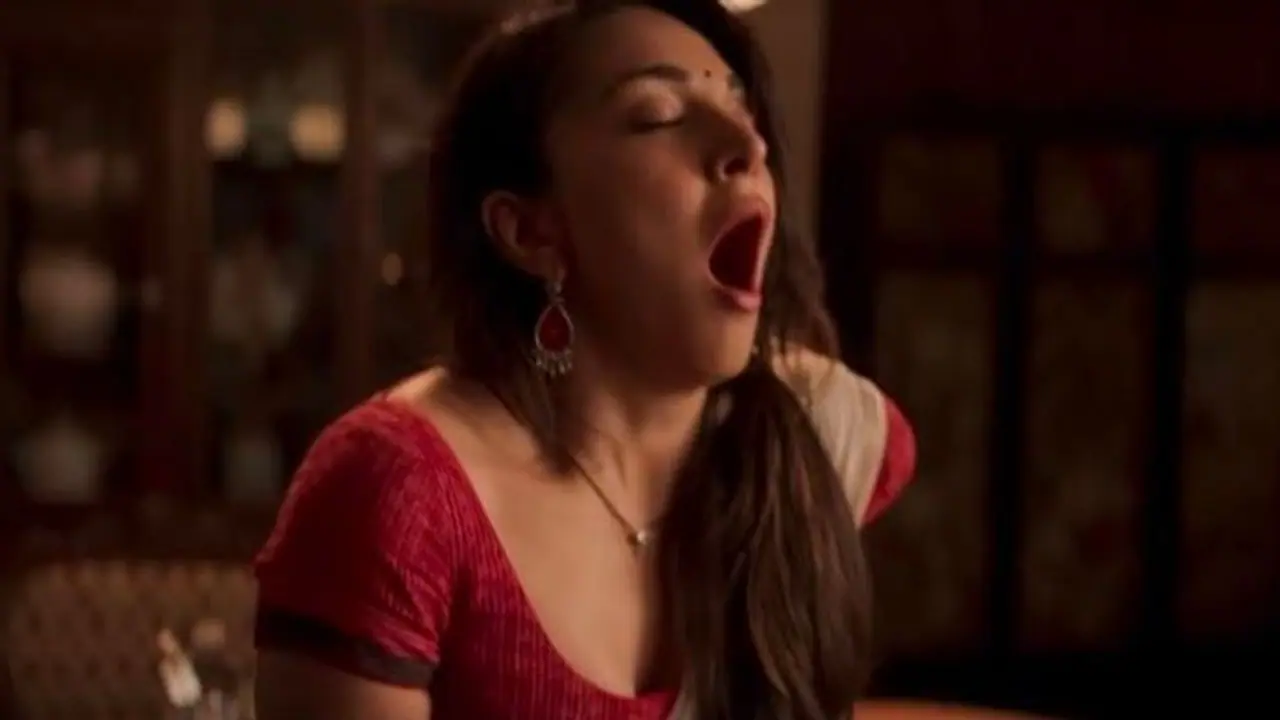 আপনার মেয়ে কি 'হস্তমৈথুন' করছে, বাবা মা হিসাবে জানুন পরিস্থিতি সামলানোর কৌশল