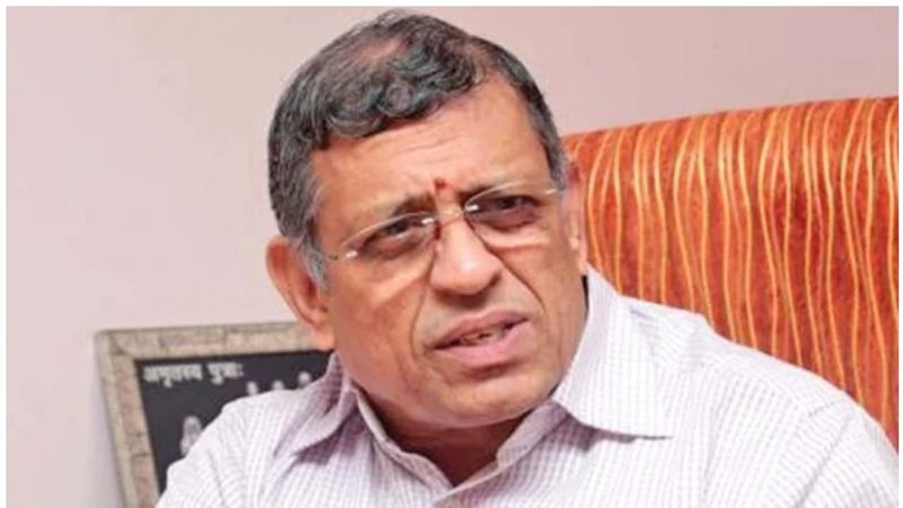  குரு மூர்த்தியின் "கழிசடை" கூற்று.. கண்டியுங்கள் நிதி அமைச்சரே.. மதுரை எம்.பி ஆவேசம். 