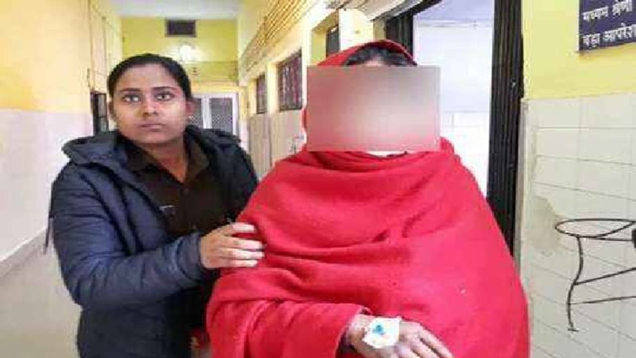 प्रेमी प्रेमिका की काटी नाक, भूसे में छुपाती थी प्रेमी, ये है इनकी लव स्टोरी प्रेमी प्रेमिका की काटी नाक, भूसे में छुपाती थी प्रेमी, ये है इनकी लव स्टोरी