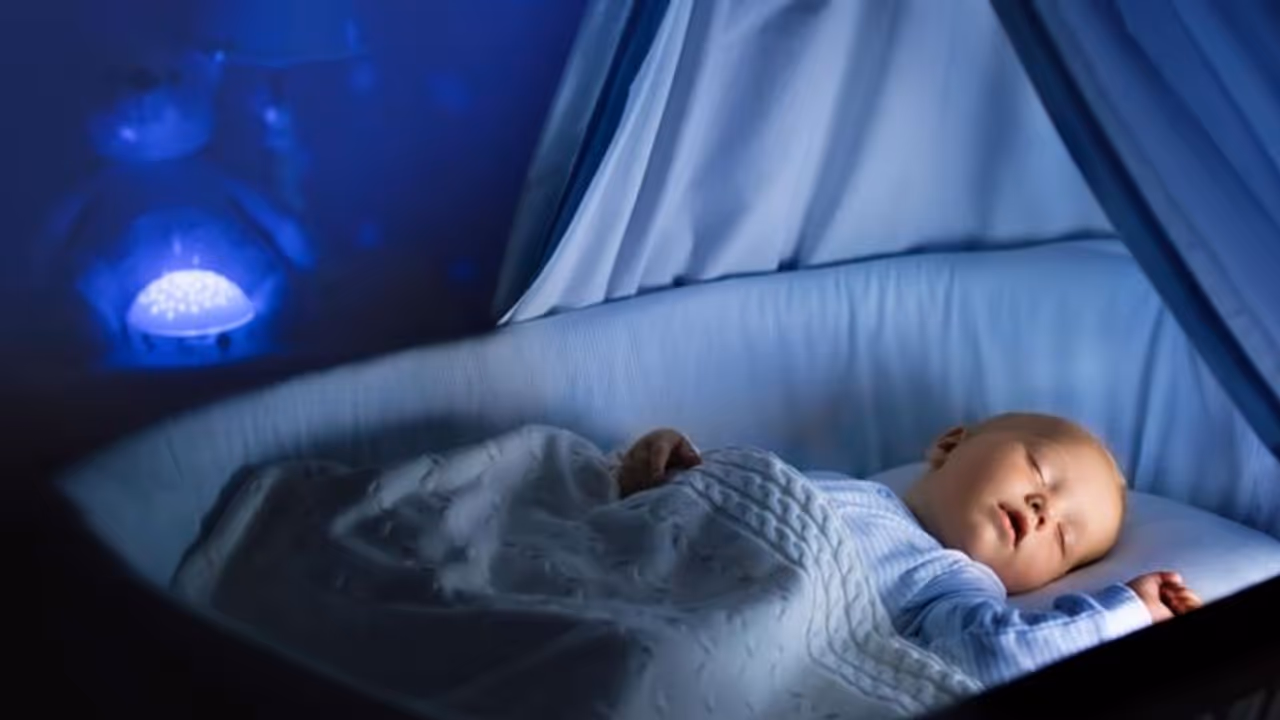 രാത്രിയിൽ കുഞ്ഞുങ്ങൾ നന്നായി ഉറങ്ങാൻ ഇതാ 4 ടിപ്സ്