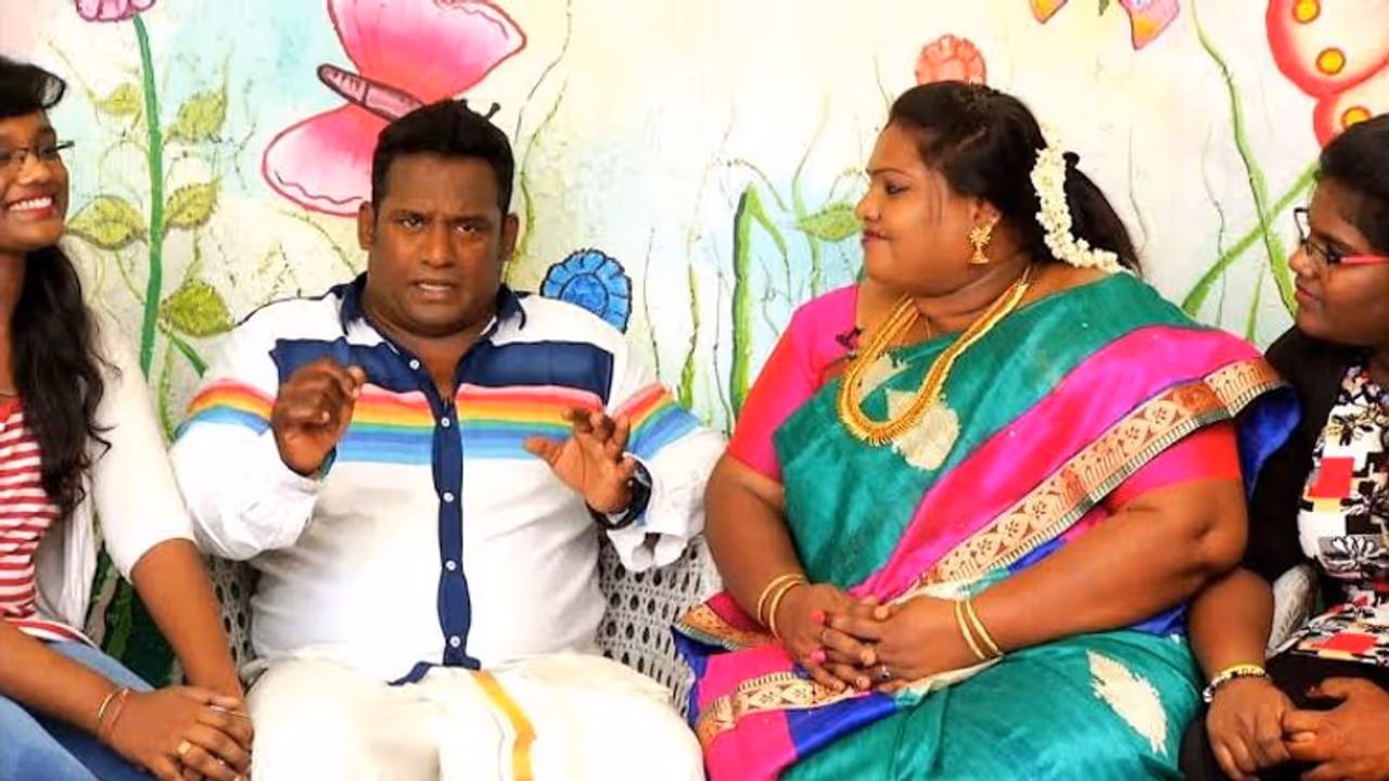 ரோபோ ஷங்கருக்கு இன்பஅதிர்ச்சி கொடுத்த மனைவி! வைரலாகும் புகைப்படம்! ரோபோ ஷங்கருக்கு இன்பஅதிர்ச்சி கொடுத்த மனைவி! வைரலாகும் புகைப்படம்!