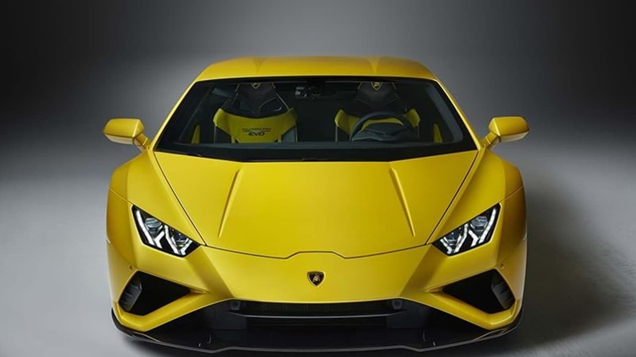 Lamborghini Huracan : ലംബോർഗിനി ഹുറാകാൻ 20,000 ഉൽപ്പാദന നാഴികക്കല്ല് പിന്നിട്ടു Lamborghini Huracan : ലംബോർഗിനി ഹുറാകാൻ 20,000 ഉൽപ്പാദന നാഴികക്കല്ല് പിന്നിട്ടു