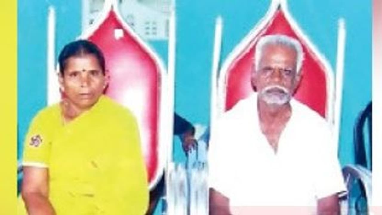 கணவர் இறந்த அதிர்ச்சியில் உயிர்விட்ட மனைவி..! சாவு வீட்டில் நிகழ்ந்த பெருந்துயரம்..! கணவர் இறந்த அதிர்ச்சியில் உயிர்விட்ட மனைவி..! சாவு வீட்டில் நிகழ்ந்த பெருந்துயரம்..!