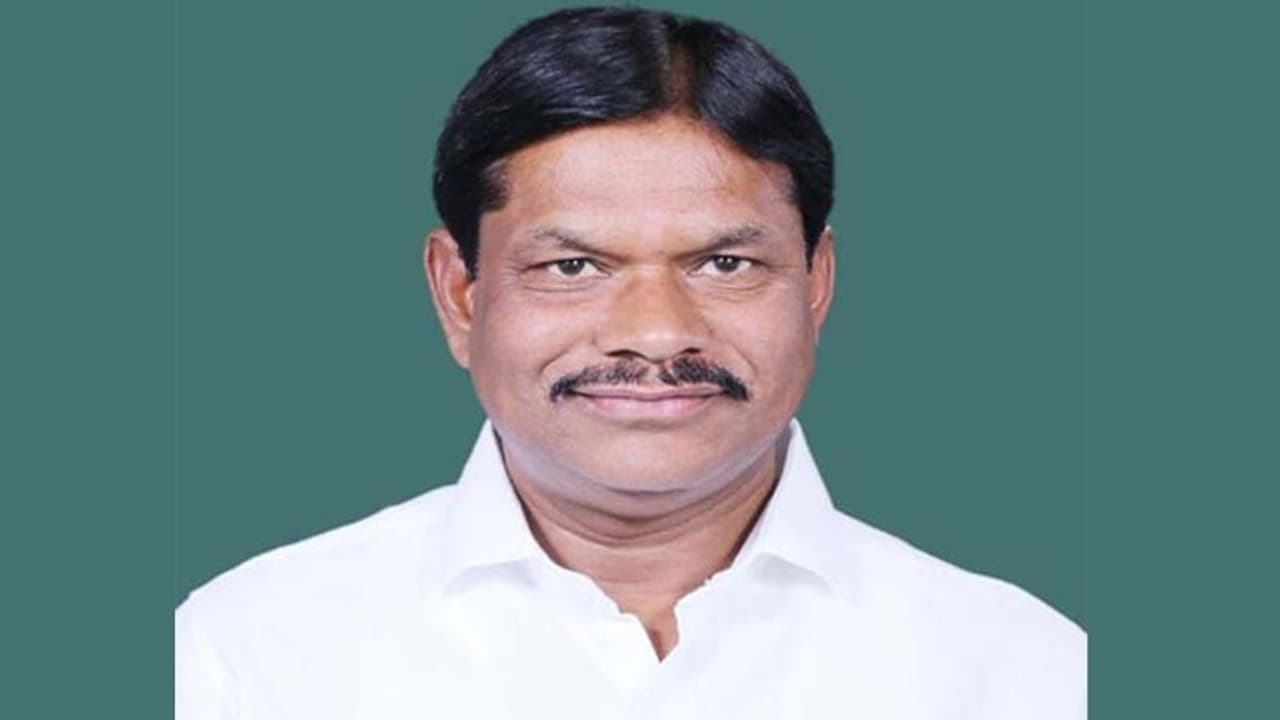 मध्य प्रदेश के आगर मालवा से BJP के विधायक मनोहर ऊंटवाल का ब्रेन हेमरेज के बाद निधन मध्य प्रदेश के आगर मालवा से BJP के विधायक मनोहर ऊंटवाल का ब्रेन हेमरेज के बाद निधन