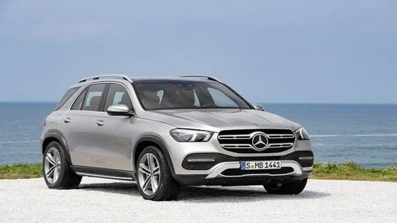 అద్భుతమైన ఫీచర్లతో మెర్సిడెస్ బెంజ్ కొత్త ఎస్యూవీ కార్... అద్భుతమైన ఫీచర్లతో మెర్సిడెస్ బెంజ్ కొత్త ఎస్యూవీ కార్...