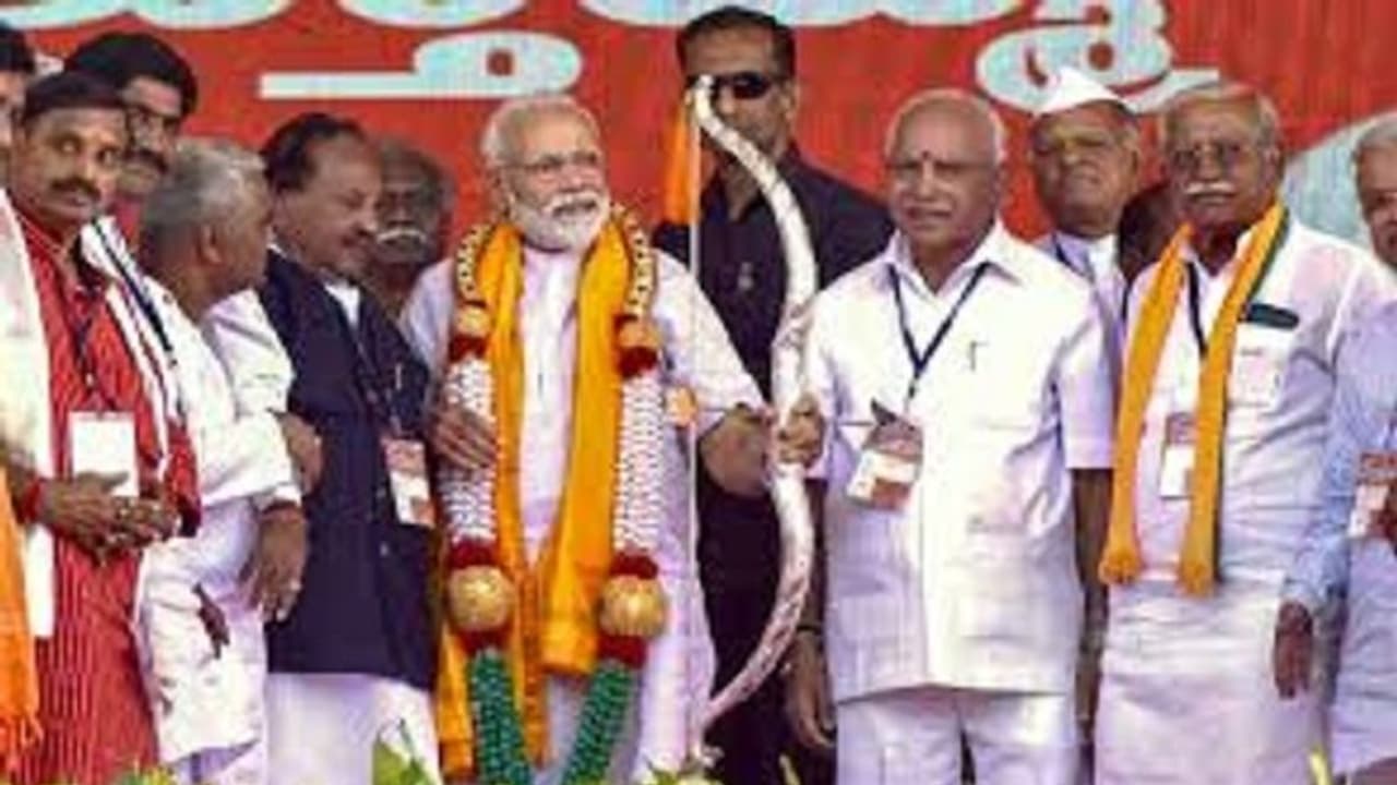 ಬಿಜೆಪಿ ಅಧಿಕಾರಾವಧಿಯಲ್ಲಿ ದಲಿತ CM ನಿಶ್ಚಿತ: ಬಿರುಗಾಳಿ ಎಬ್ಬಿಸಿದ MP ಮಾತು ಬಿಜೆಪಿ ಅಧಿಕಾರಾವಧಿಯಲ್ಲಿ ದಲಿತ CM ನಿಶ್ಚಿತ: ಬಿರುಗಾಳಿ ಎಬ್ಬಿಸಿದ MP ಮಾತು