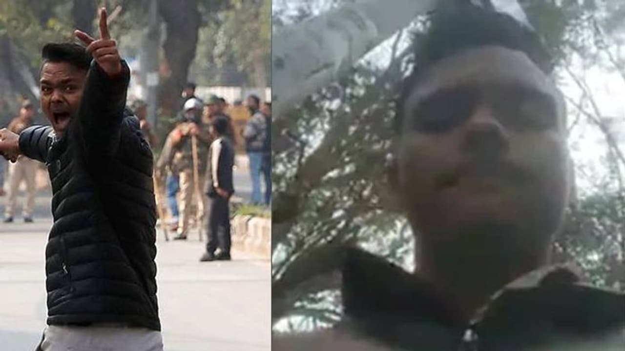 'അവസാനയാത്രയില്, എന്നെ കാവി വസ്ത്രം പുതപ്പിക്കുക, ജയ് ശ്രീ റാം മുഴക്കുക'; ജാമിയയില് വെടിവച്ച രാംഭക്തിന്റെ വാക്കുകള് 'അവസാനയാത്രയില്, എന്നെ കാവി വസ്ത്രം പുതപ്പിക്കുക, ജയ് ശ്രീ റാം മുഴക്കുക'; ജാമിയയില് വെടിവച്ച രാംഭക്തിന്റെ വാക്കുകള്