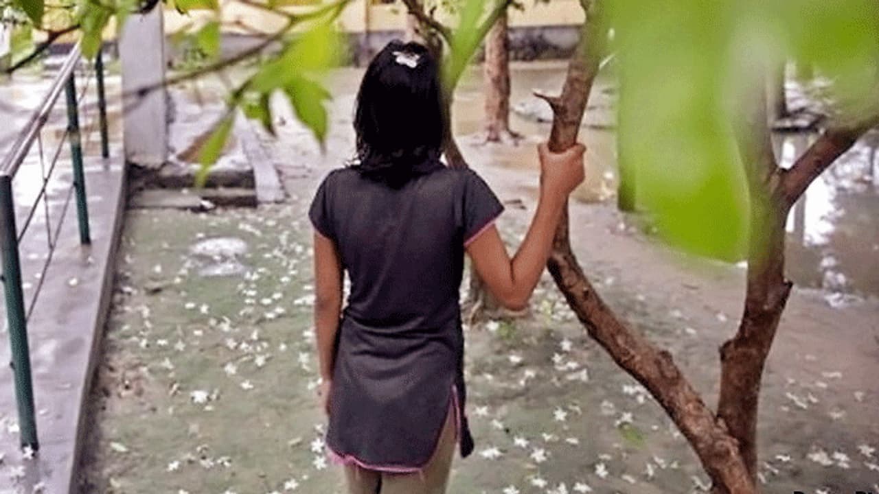 नाबालिग बच्ची की दर्दभरी कहानी सुनकर फट जाएगा कलेजा, पहले पीटते..फिर हाथों पर डालते खौलता पानी